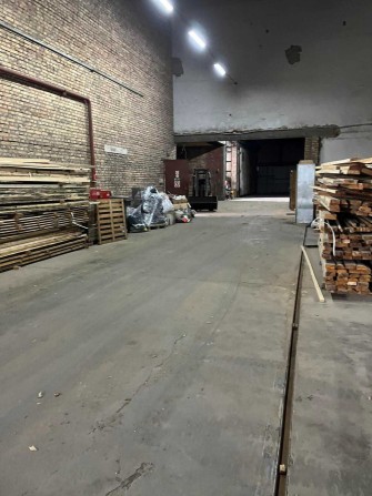 Продам комерційне приміщення у центральній частині міста. - фото 1