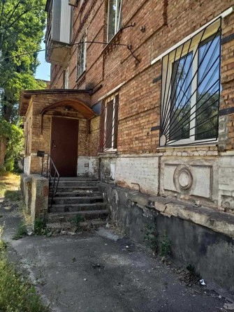 1 пов, окремий вхід, 168.2 м2,  Кривий Ріг, вул. Каштанова30 - фото 1