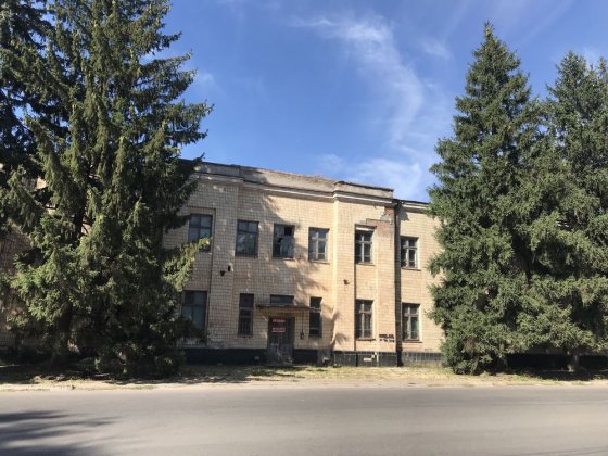 Карачуны 2-х эт. помещение в пром зоне напротив парк Павлова Кривой Рог