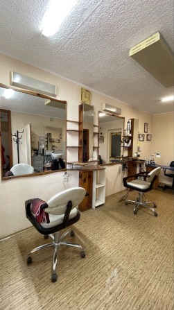 Комерційне приміщення по вул. Дружби 42м2 - фото 1