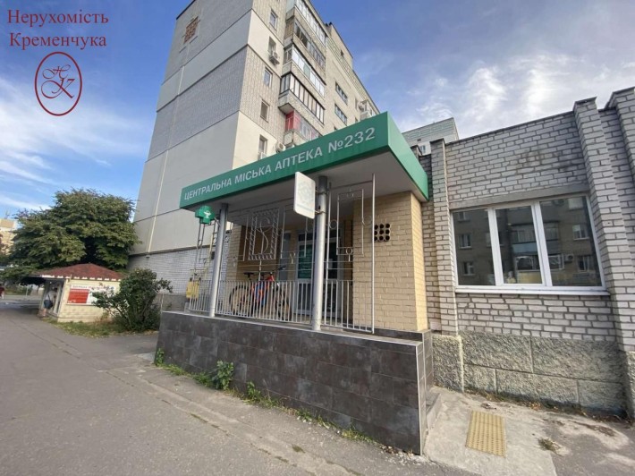 Продаж  приміщення центр фасад червона лінія - фото 1