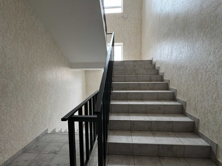 Локація-ТОП! Комерційне приміщення в Центрі Ірпеня! Чистове оздоблення - фото 1