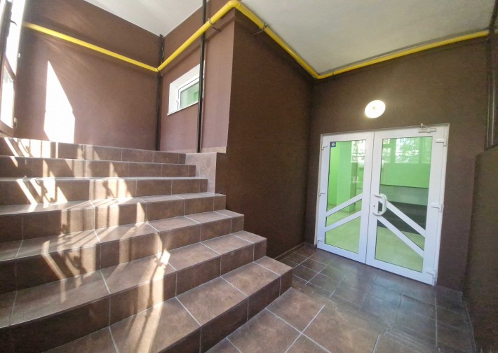 Комерція з ремонтом 113.7м2. ТОП ЦІНА - фото 1