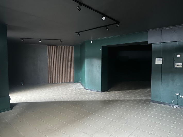 Продаж комерційної нерухомості в центрі міста! - фото 1