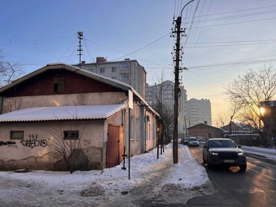 Продаж під комерційну нерухомість Пів-особняк Івано-Франківськ