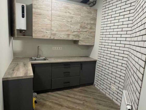 Приміщення з ремонтом в прохідному місці Центральний парк Ирпень