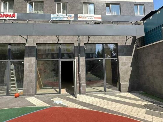 Продаж просторого приміщення в зданому ЖК Ирпень