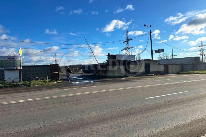 Продаж території, вул. Ньютона, Карачуни. - фото 1