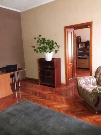 Продаж приміщення в Центральній частині міста - фото 1