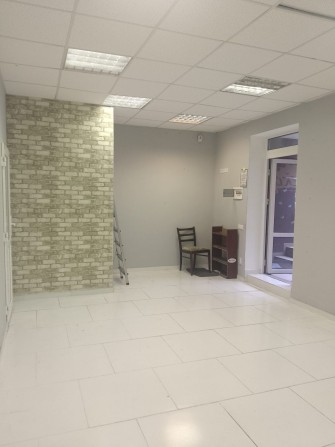 Комерційне приміщення,обмін,продаж,43.5 кв - фото 1