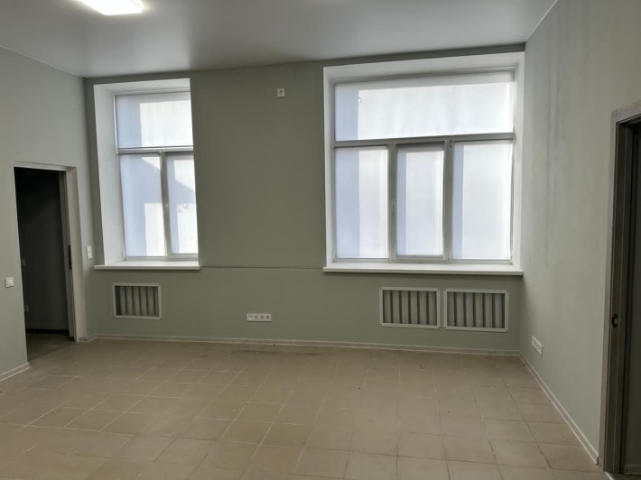 Продам Торговое Помещение, Красная линия - фото 1