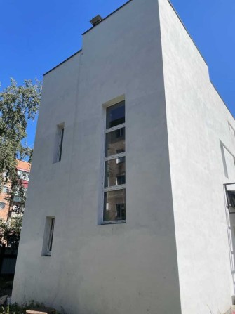 Продаж комерційного окремого приміщення на Зигіна Код: 17535 - фото 1