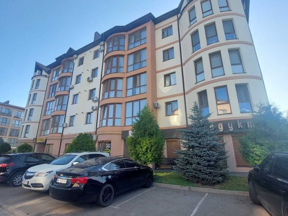 Продаж комерційного приміщення фасад район Щасливого Ровно