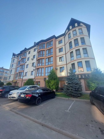 Продаж комерційного приміщення фасад район Щасливого - фото 1