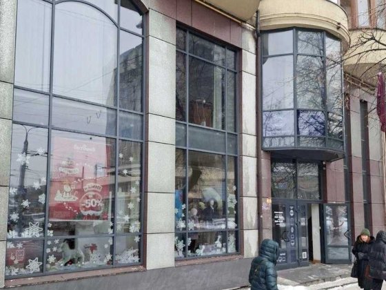 Продам комерційне приміщення 270м² Незалежності 87 Ивано-Франковск
