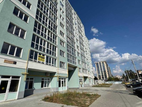 Продаж приміщення в новому зданому будинку. Перша лінія. Полтава