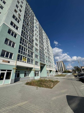 Продаж приміщення в новому зданому будинку. Перша лінія. - фото 1