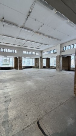 Продаж Комерційного приміщення 1250 м² з рампою та холодильниками - фото 1
