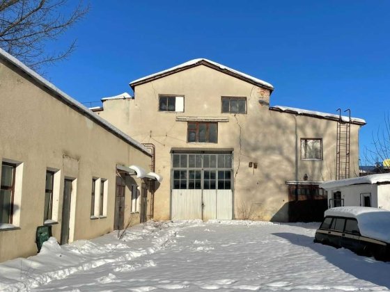 Комплекс 1856м² під виробництво/склад/гаражі (автобаза) вул.Весела 22 Тернопіль