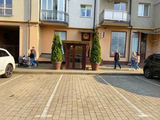 Комерційне приміщення 115м² з ремонтом Вул.Івасюка, 7 Івано-Франківськ