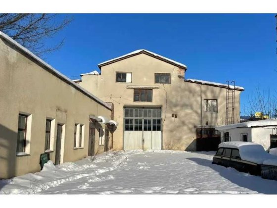 Комплекс будівель, 1 856,1 м2, вул. Весела, 22 Тернопіль