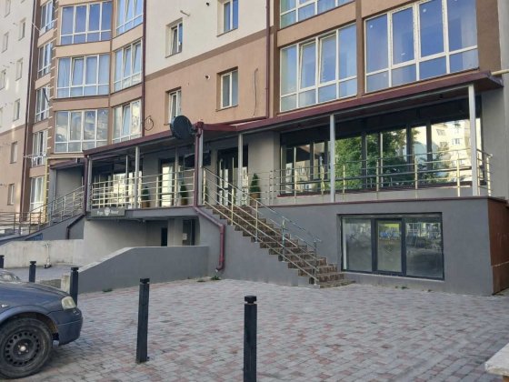 Продаж готового бізнесу: Магазин з орендарем в Івано-Франківську Ивано-Франковск