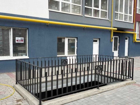 Комерція 1 поверх, дешево, центр, Івано-Франківськ Ивано-Франковск