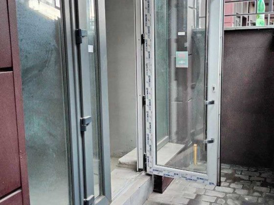 Двохстороння комерція, центр, дешево, Івано-Франківськ Івано-Франківськ