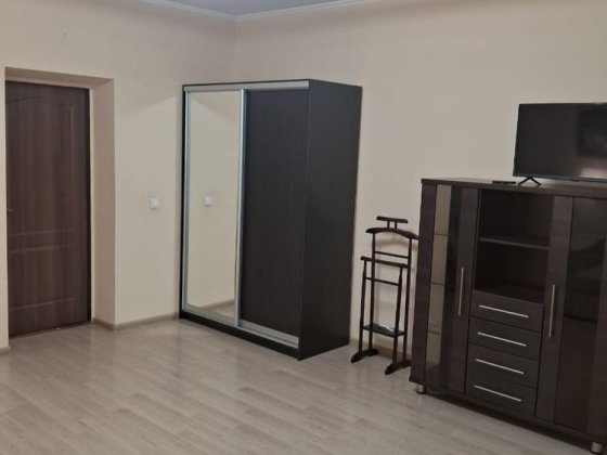 Квартира, приміщення Ровно