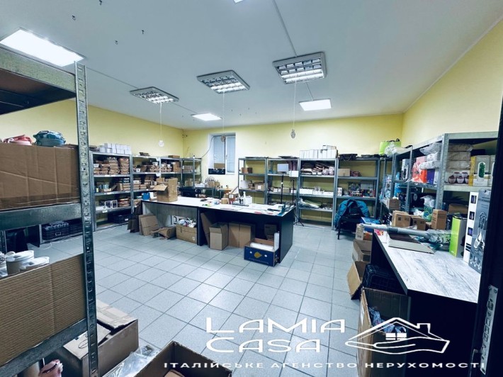 Продаж комерційного приміщення . Новобудова. Г.Майдану 33 школа - фото 1