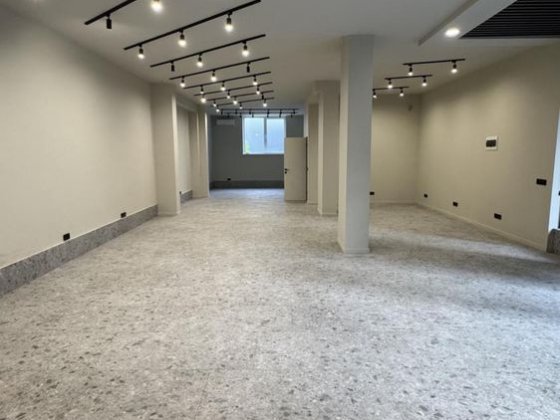 Центр міста Продаж комерційного приміщення Ужгород