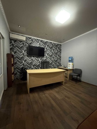 Продаж комерційного приміщення на Митниці - фото 1