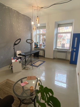 Здається в центрі міста комерційна нерухомість - фото 1