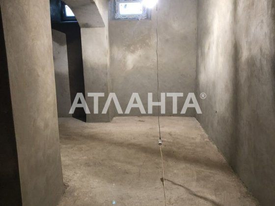 Комерційне приміщення на Вавілова 135 м2 цоколь Черновцы