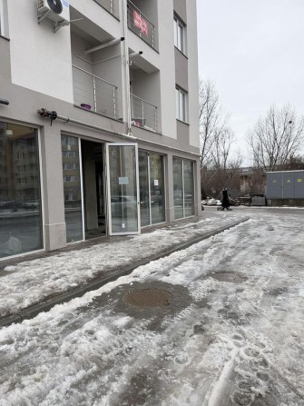 Продеж комерційного приміщення відьного призначення в Ужгороді - фото 1