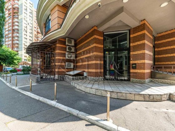 Продаж фасадного приміщення, вул. Староноводницька , Печерськ Київ