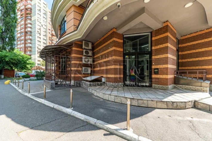 Продаж фасадного приміщення, вул. Староноводницька , Печерськ - фото 1