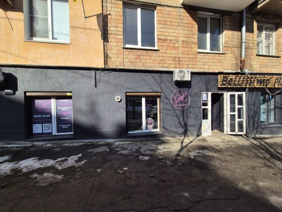 Продаж Фасад 41,6квм Салон Магазин Кав'ярня Дудаєва 1/7 Київ