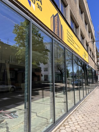 Продаж комерційного приміщення центр 2150 кв.м Івано-Франківськ - фото 1