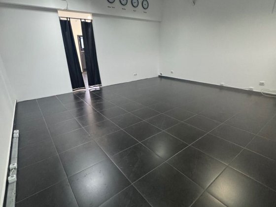 Вільне комерційне приміщення 57 м² у Textile Hub Завжди є опалення Киев