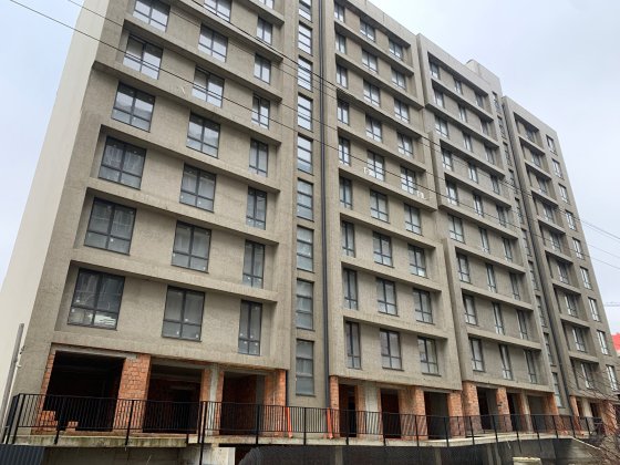 Продається фасадне приміщення біля ТЦ Проспект в новобудові «Прем‘єра» Чернівці