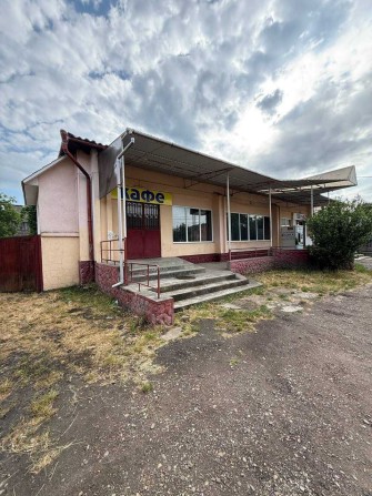 Продається комерційне приміщення в м. Чернівці (район Ленківці) - фото 1