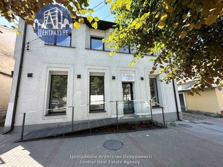 Продаж фасадного комерційного приміщення. - фото 1