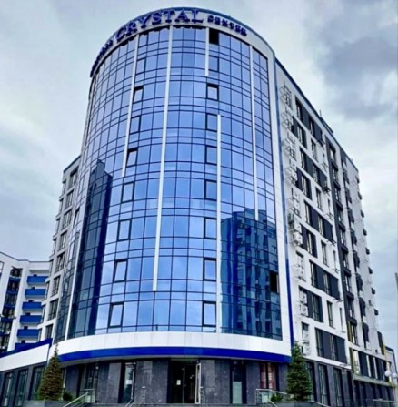 Продажа офиса БЦ «CRYSTAL» метро Славутич с ремонтом - фото 1