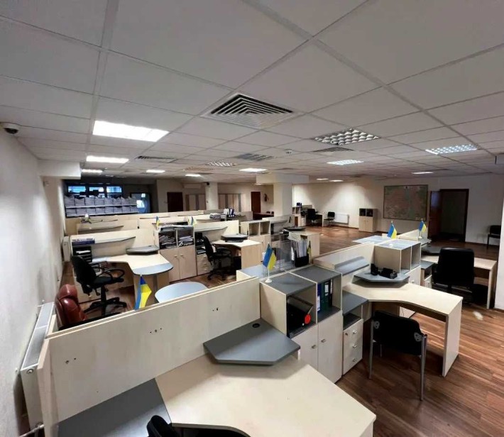 Продаж офісного приміщення 538,4 м2 - фото 1