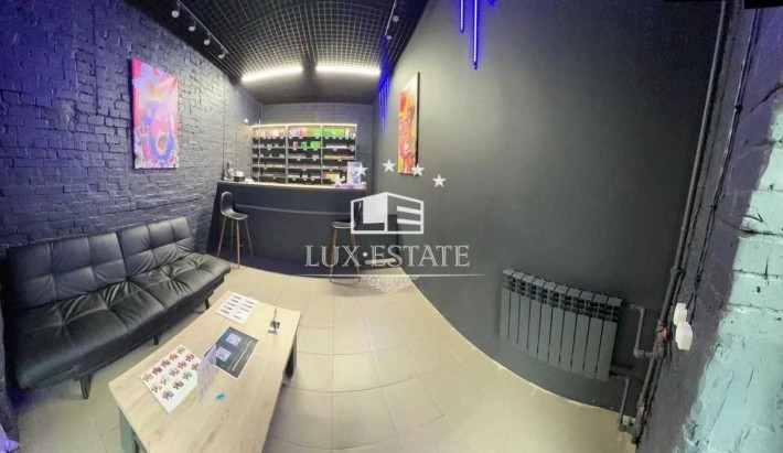 Продається фасадне приміщення для бізнесу Солом`янський район - фото 1