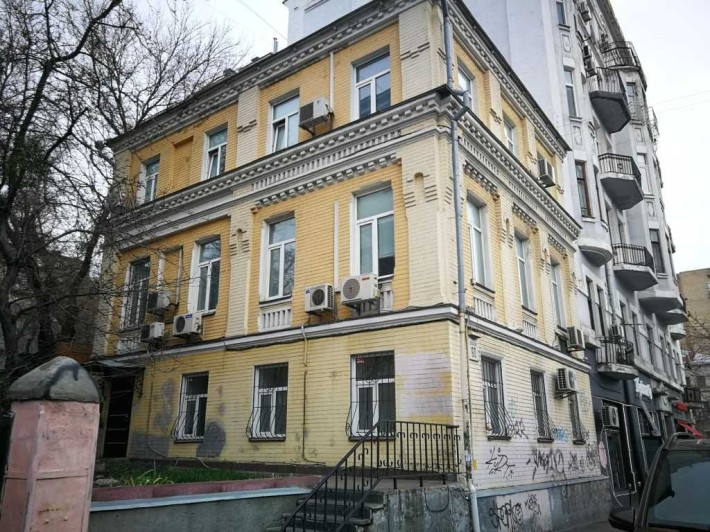 Продаж фасадної будівлі 248 кв.м в центрі, Саксаганського, 60. Без %. - фото 1