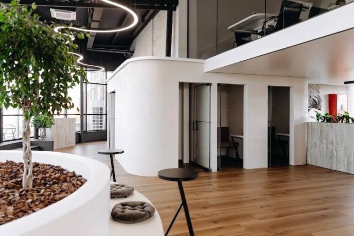 Офіс  в м. Чернівці 590кв.м. - фото 1