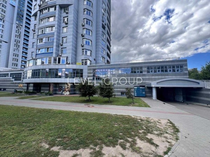Продаж комерційного фасадного приміщення Київ Святошинський - фото 1