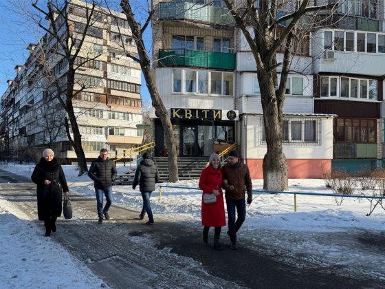 Магазин з орендарем поруч з АТБ. Супер окупність !!! Киев